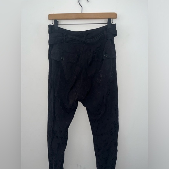 THE GREAT. Black Floral Cropped Pants w/ Belt Size 0 - Picture 8 of 13
